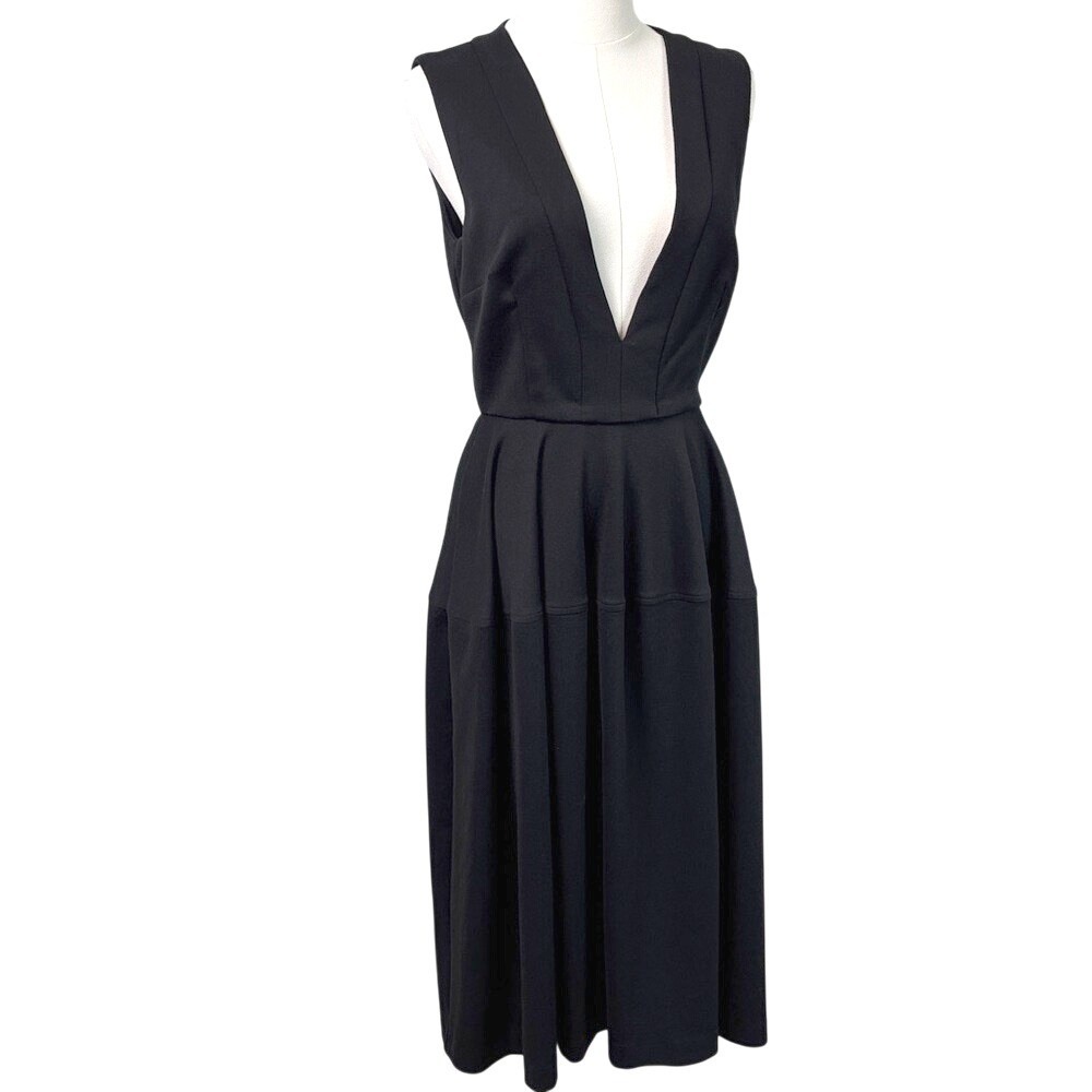 n/nicholas‎ Deep V-Neck Pleated Midi Dress Black Womens Size 6 Fit Flare Chic